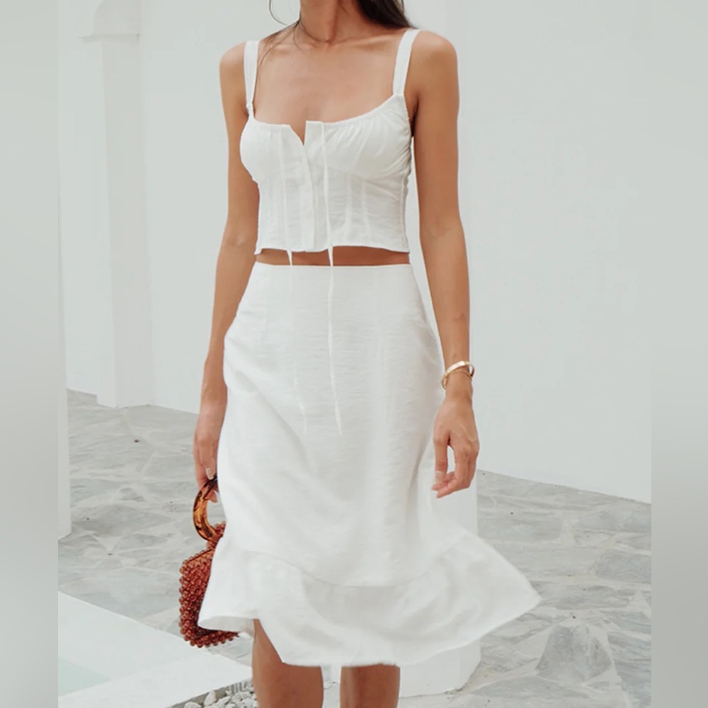 Commense White Two-Piece Set - Picture 5 of 12